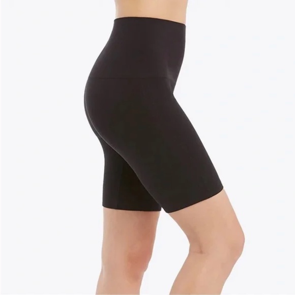 SPANX Shape Wear High Waist Black Bike Shorts XS - Picture 1 of 3